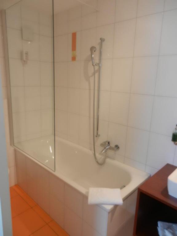 Hotel Terminus Porrentruy Exteriör bild
